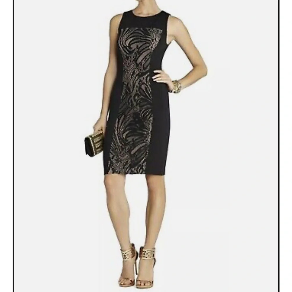 BCBG MaxAzria Leona Lace Dress With Contrast Ponte. Size S